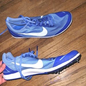 TRACK SHOES